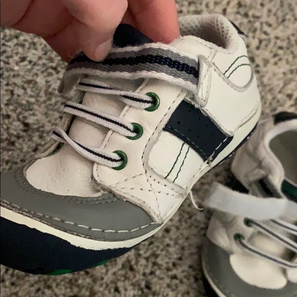 Pre-Owned - Picture 3 of 6